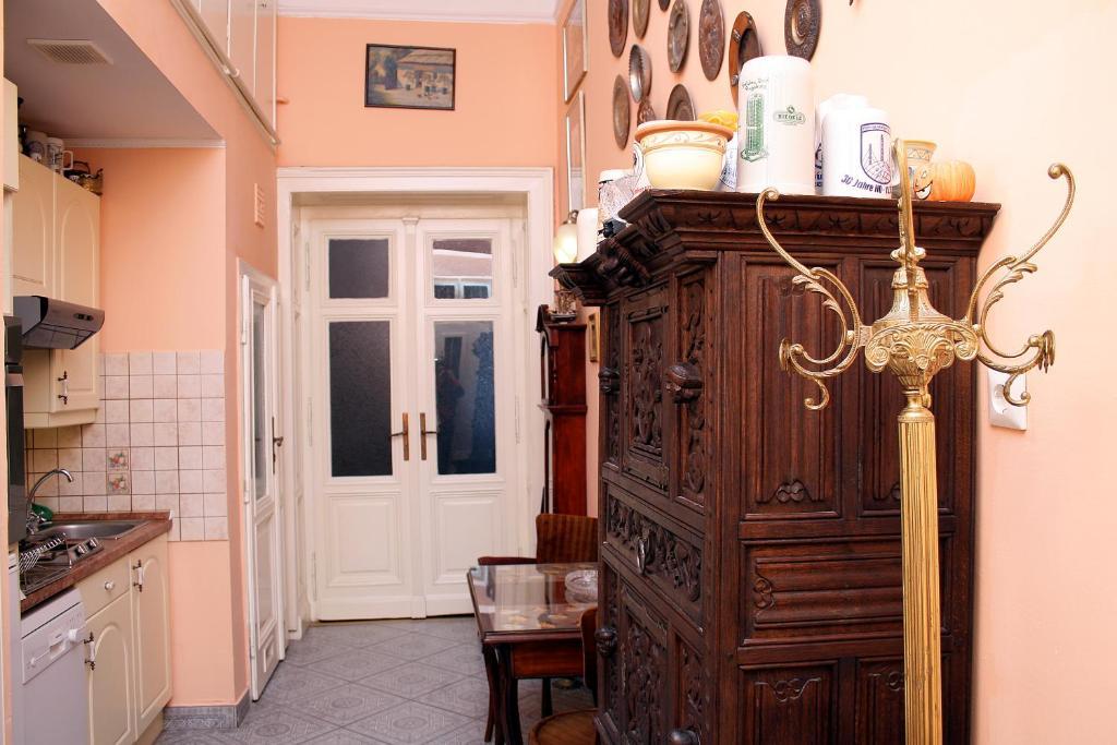 Budapest Tourist Apartments - József körút Budapeste Exterior foto