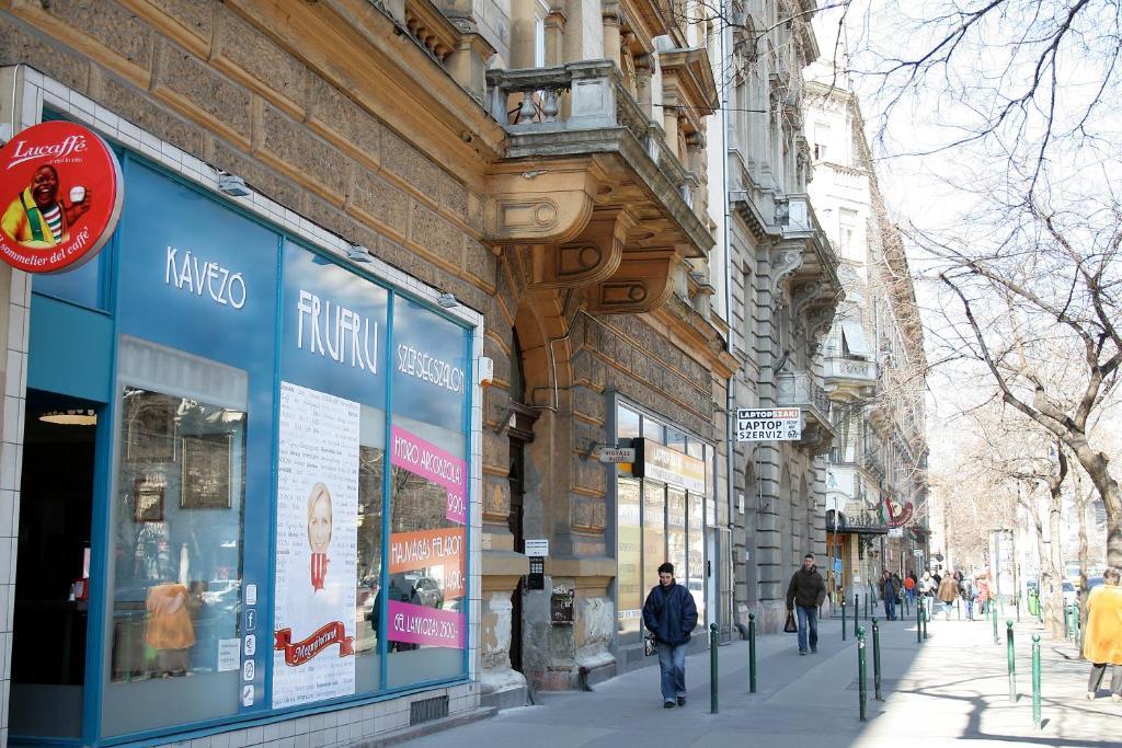 Budapest Tourist Apartments - József körút Budapeste Quarto foto